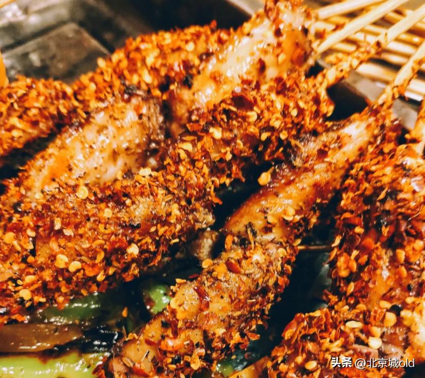 北京钟声胡同烤鸡翅,回民胡同烤翅