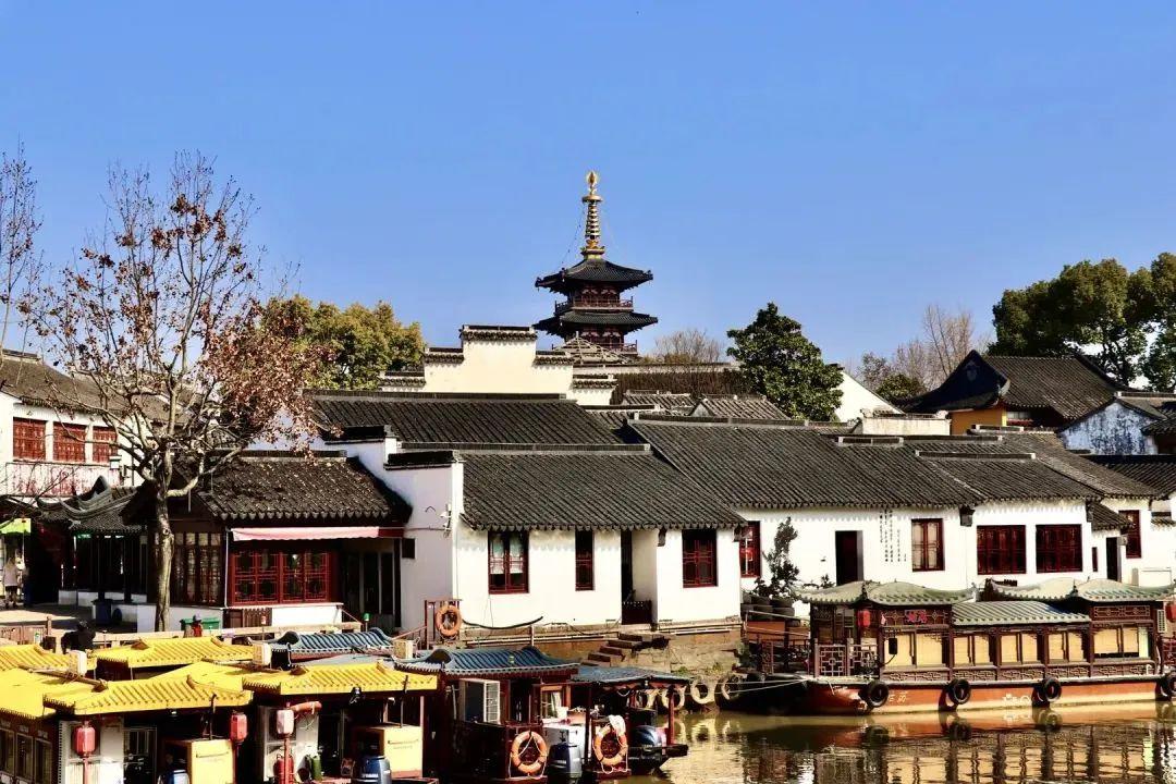 去一趟苏州看看诗人笔下的姑苏,当代文人笔下的苏州