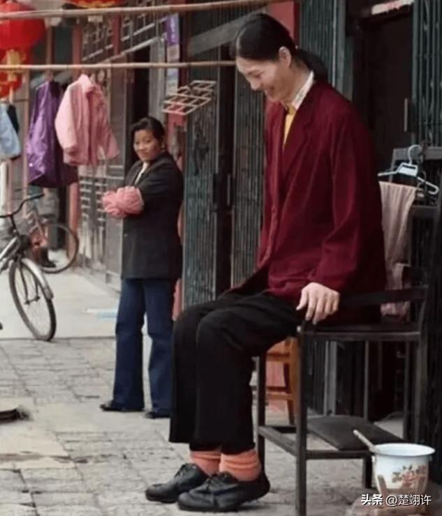 安徽女巨人姚德芬身高,女巨人姚德芬一生简历