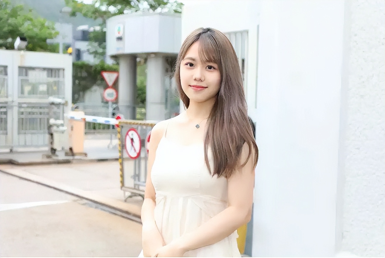 今年被内定的“神颜港姐冠军”，火辣到网友集体破防：港娱有救了