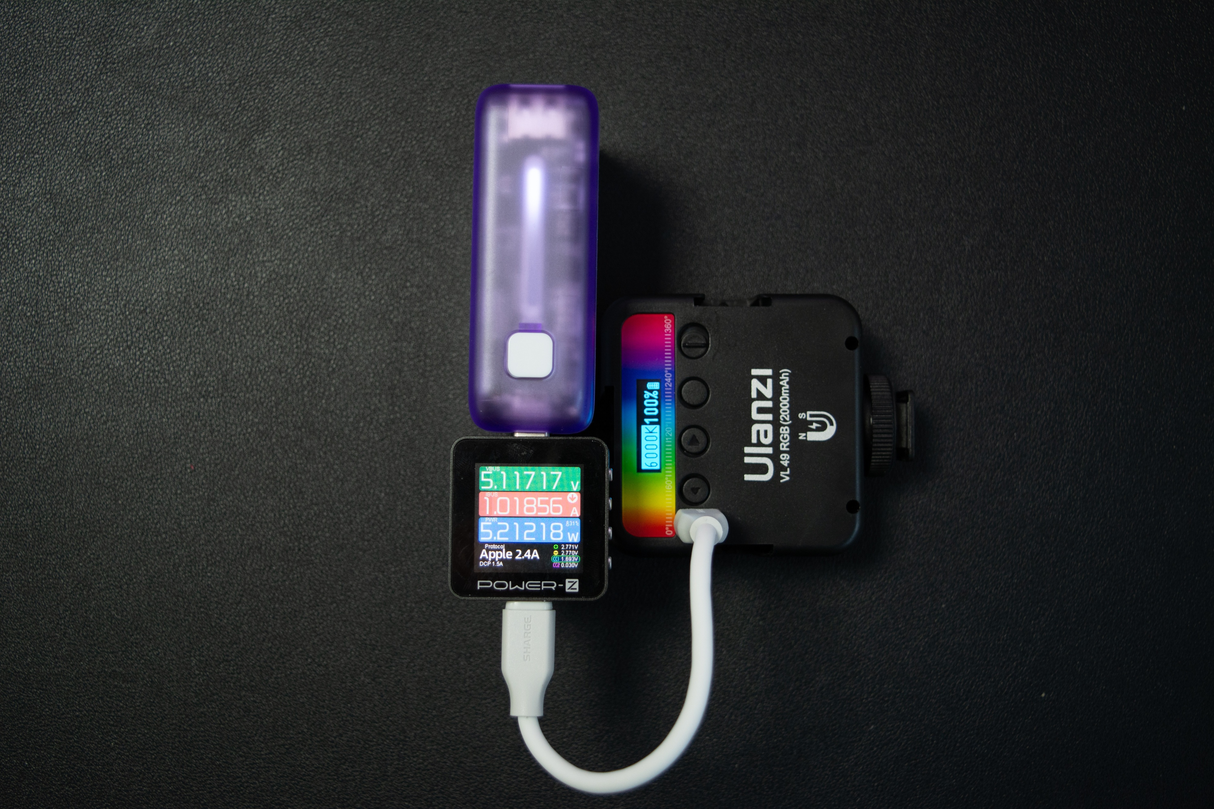 轻便型移动电源推荐,移动电源超薄小巧便携自带线