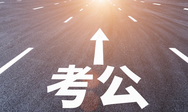 去香港工作做什么靠谱一点,香港有什么工作适合女性