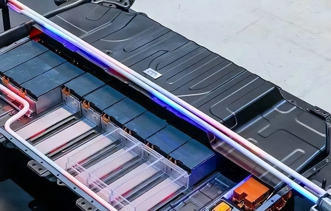 比亚迪刀片电池激光焊接工艺流程,新能源电池激光焊接机定制