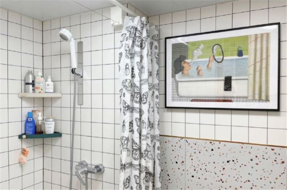 女生买25平公寓丢脸吗,90后姑娘买了一个20年老房子