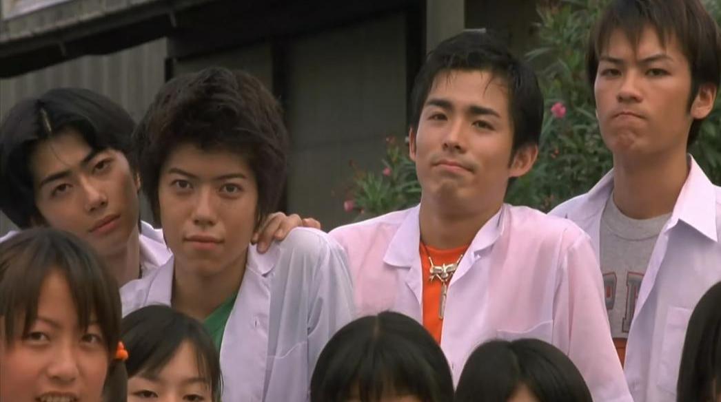 不请流量、不谈恋爱,电影《五个扑水的少年》如何逆袭成为黑马?