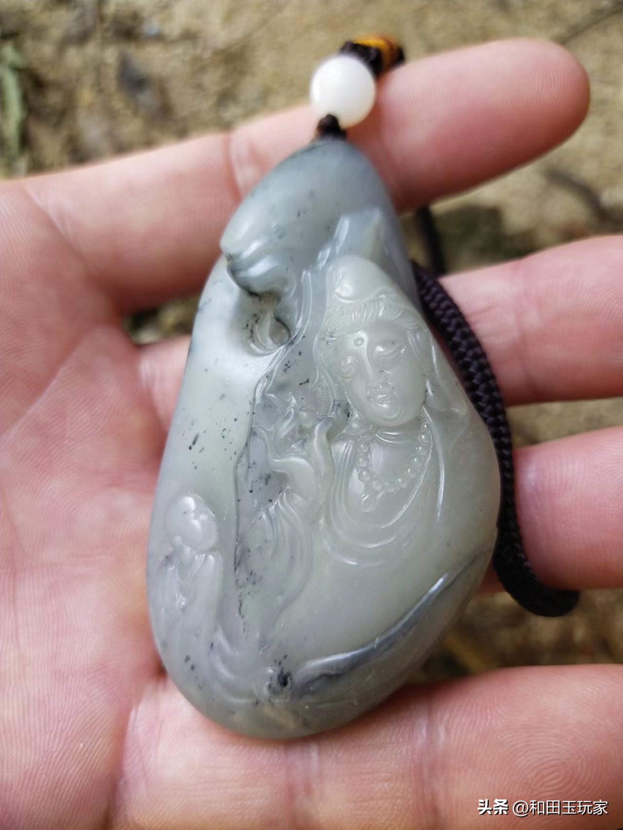 华章和田玉吧，黄沙漫天遮星辰，可叹逐利变沉沦。吧主原创。