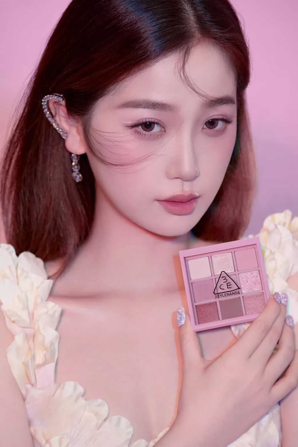 “素颜”和“化妆”穿同一件衣服有什么区别？看完我惊呆了