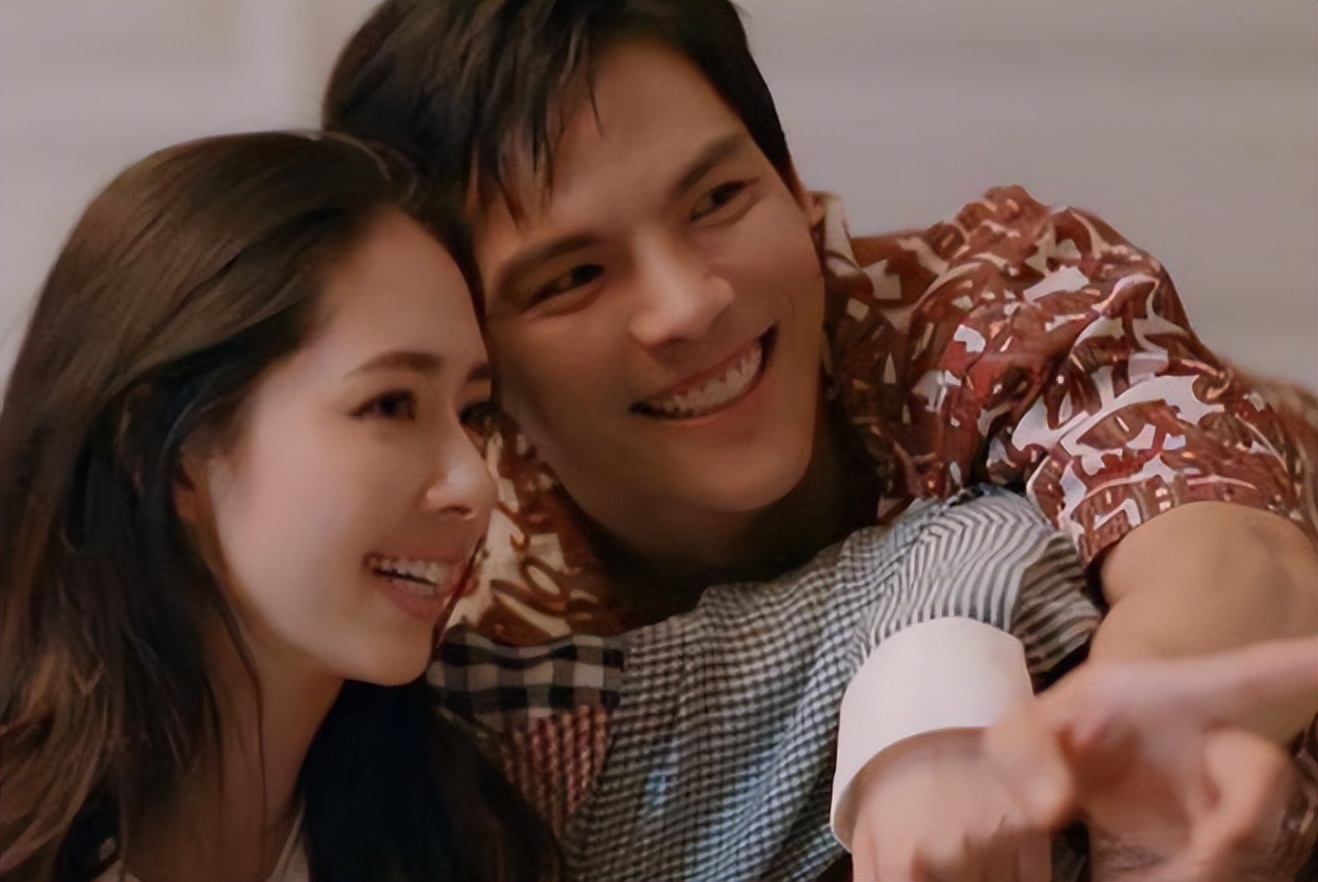 继向太直播带货后，儿子向佐也加入，儿媳妇郭碧婷要逃不掉了？