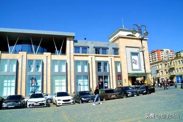 走进“阿塞拜疆”,带你看看真实的里海明珠现状,和想象中不一样