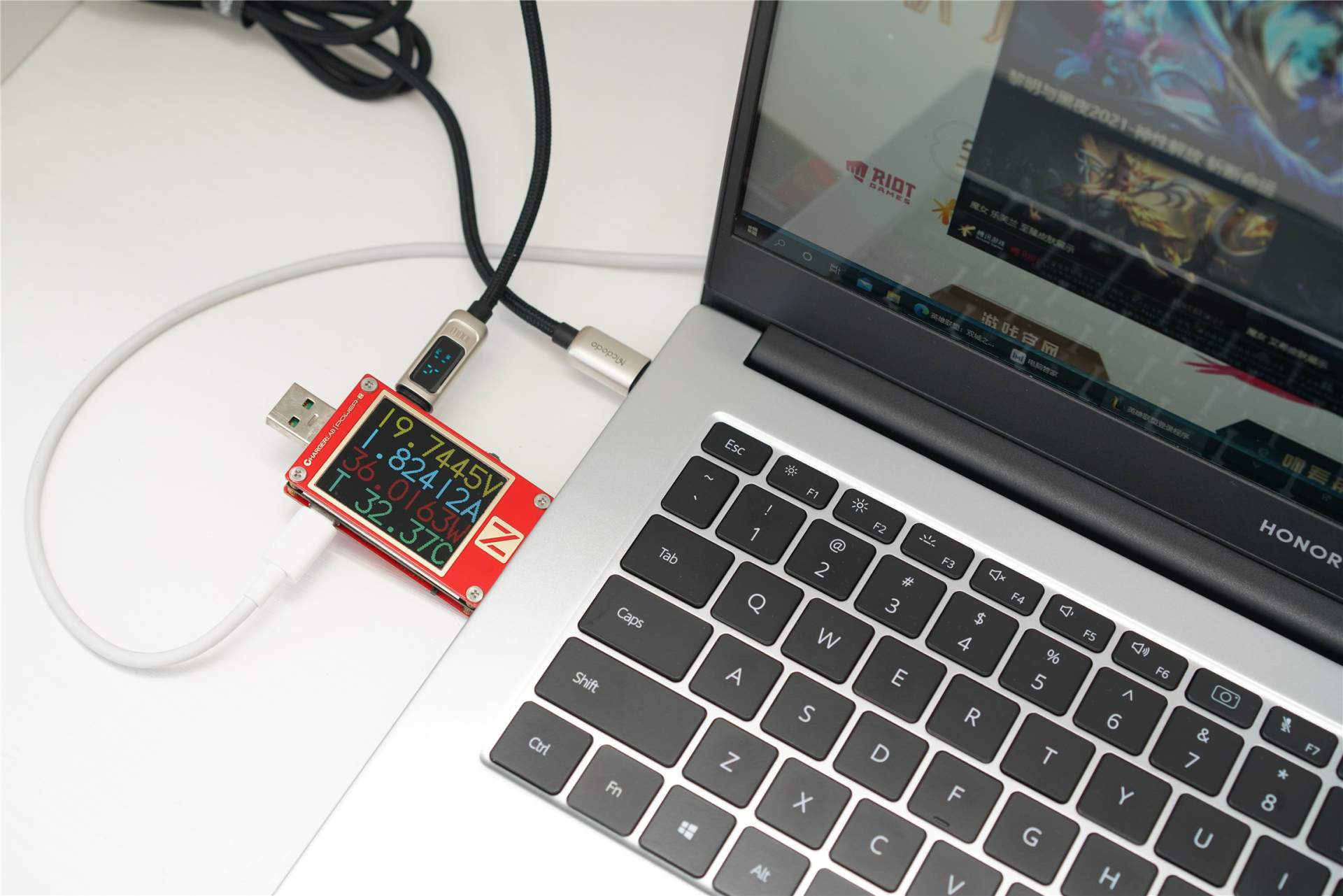 支持多种协议无线快充,aigo多接口快充