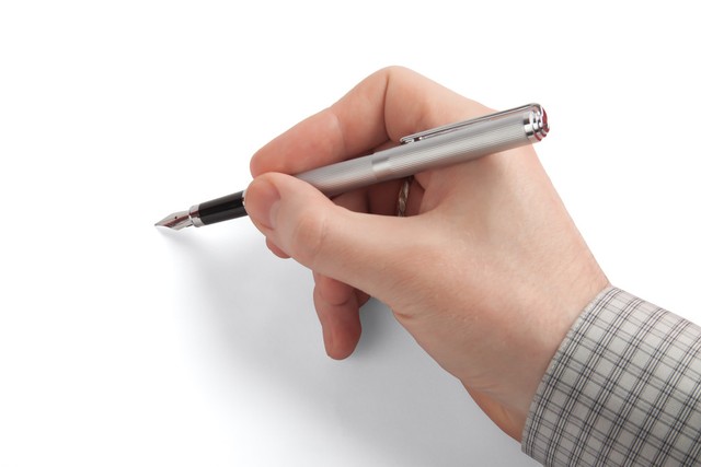 小朋友写字太用力怎么解决,写字时握笔很用力怎么解决