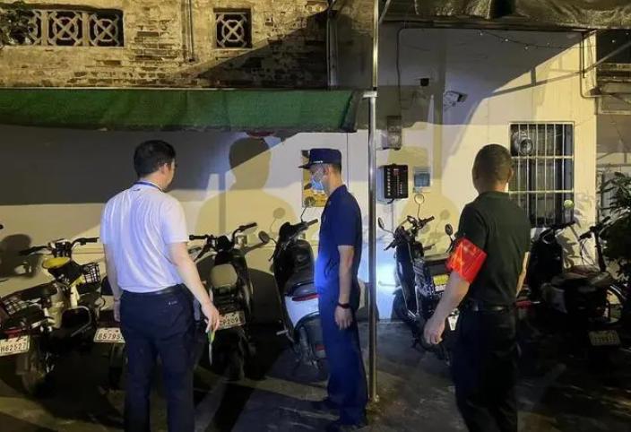 电动三轮车新国标上牌新政策,6月份电动车三轮车新消息