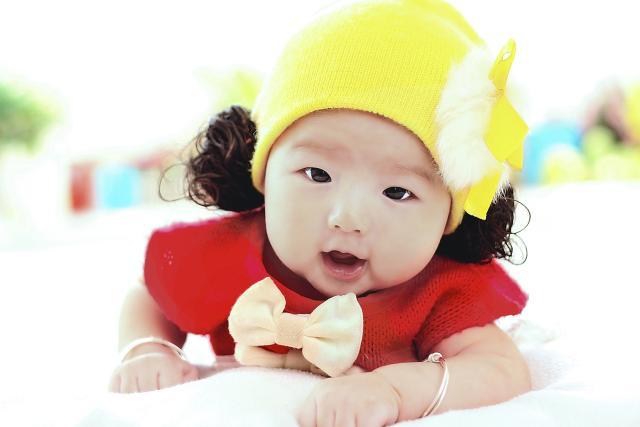 孩子满月怎么看,几个月可以看宝宝的发育