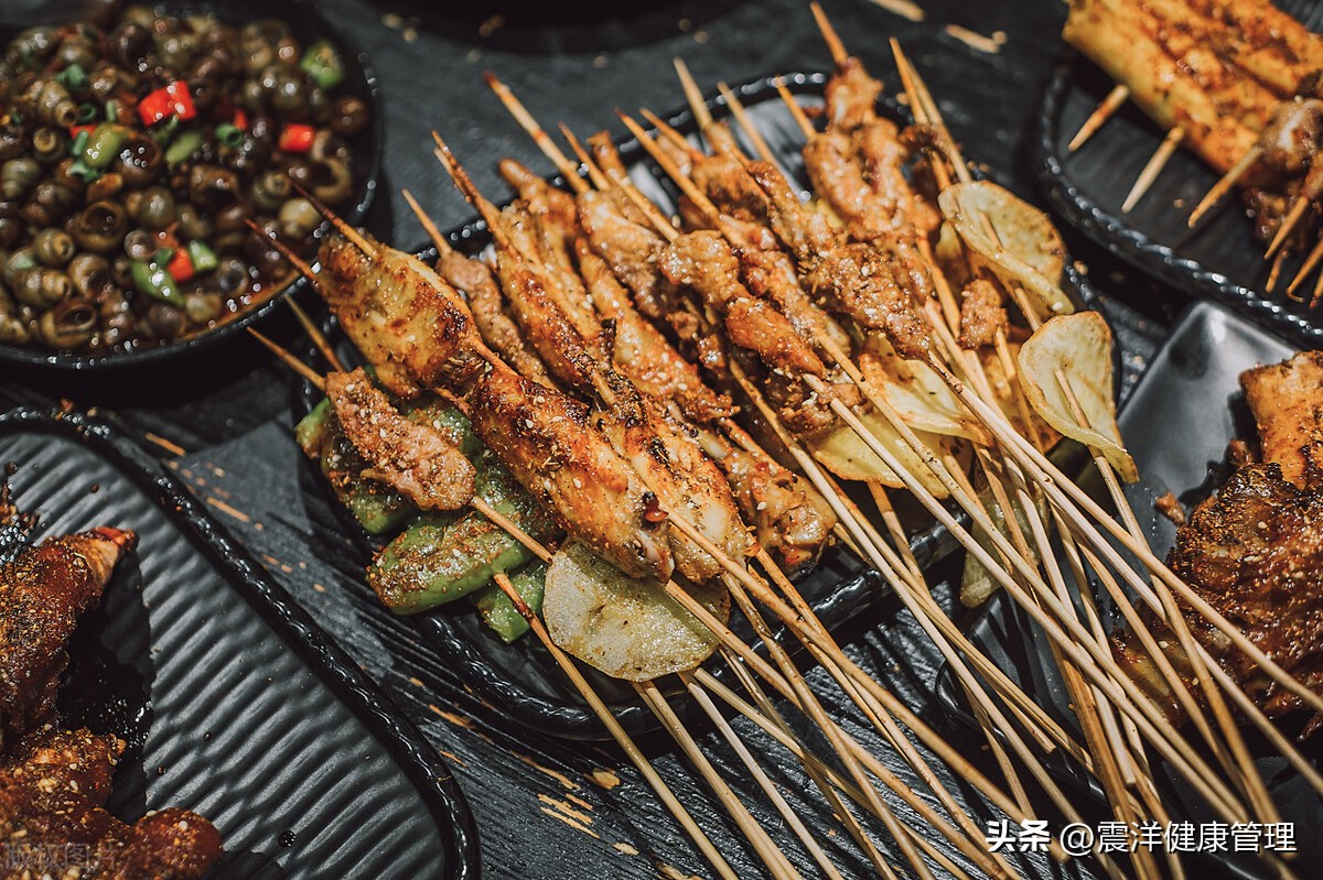 吃咸菜会引起食物中毒吗,咸菜吃多了会得胃癌吗