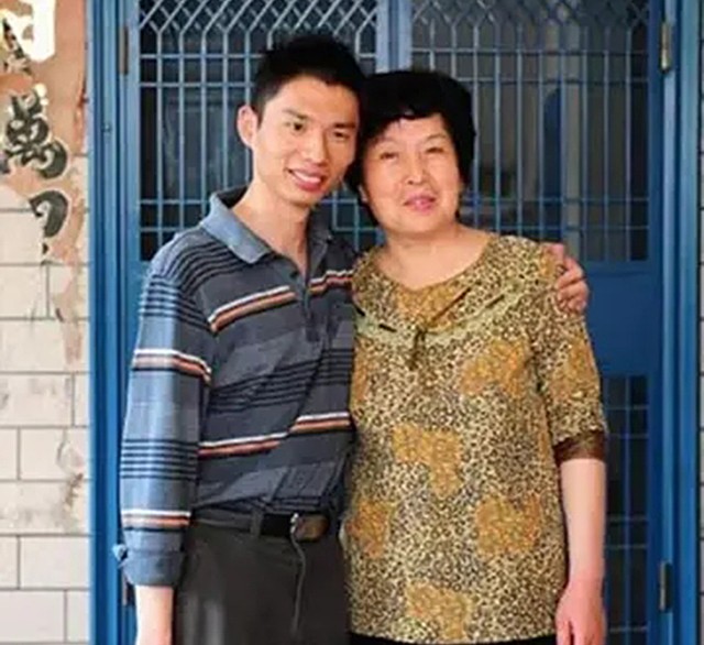 割肝救儿暴走妈妈,暴走妈妈割肝救子现状