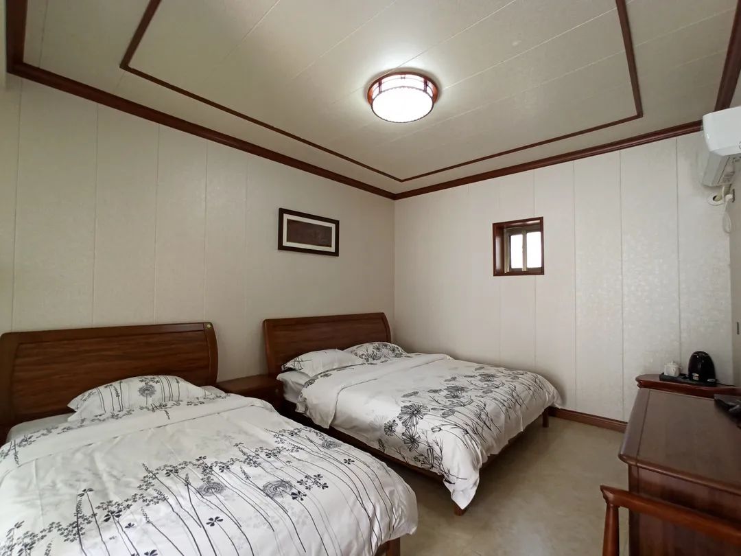 閲戠涔嬬害,閲戠鍗佹湀鍥藉簡涓鍋囨湡浣忓鏀荤暐