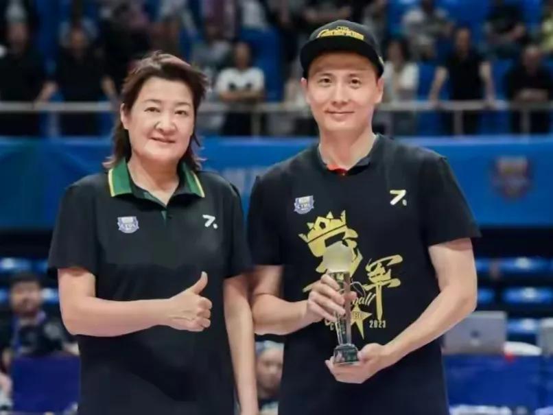 李春江立下大功，辽宁名帅带上海强势夺冠，青年军爆发无惧限薪令