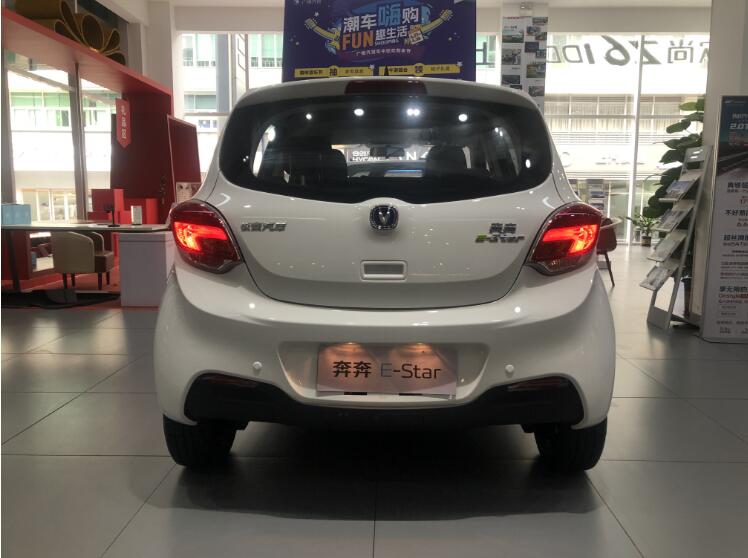 长安奔奔新能源e-star低配价格,新款长安奔奔e-star多彩款