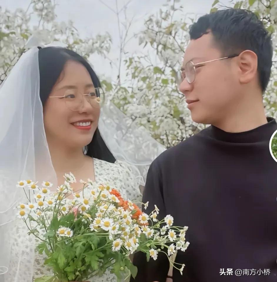 因疫情被困相爱的苹果妹和阿飞分手了，月老的钢丝线终究还是断了