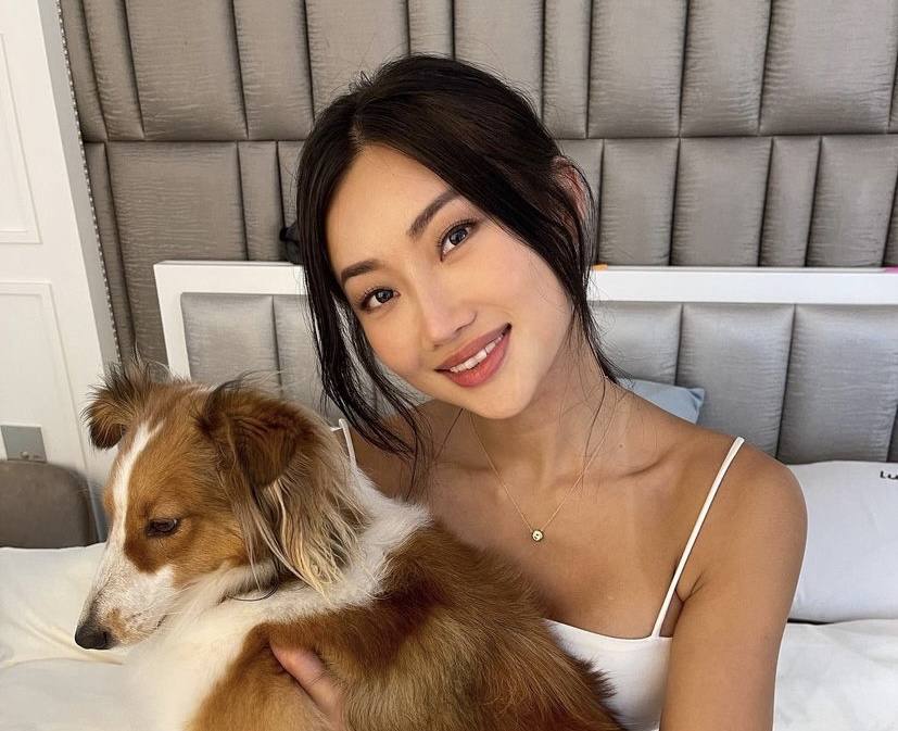 突发！大热港姐割完巨型肿瘤后肚子上留下一道长疤，不介意穿泳装