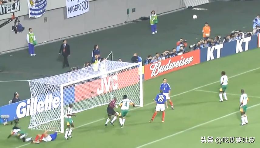 06年世界杯法国vs巴西齐达内,1998年法国世界杯齐达内一战称王