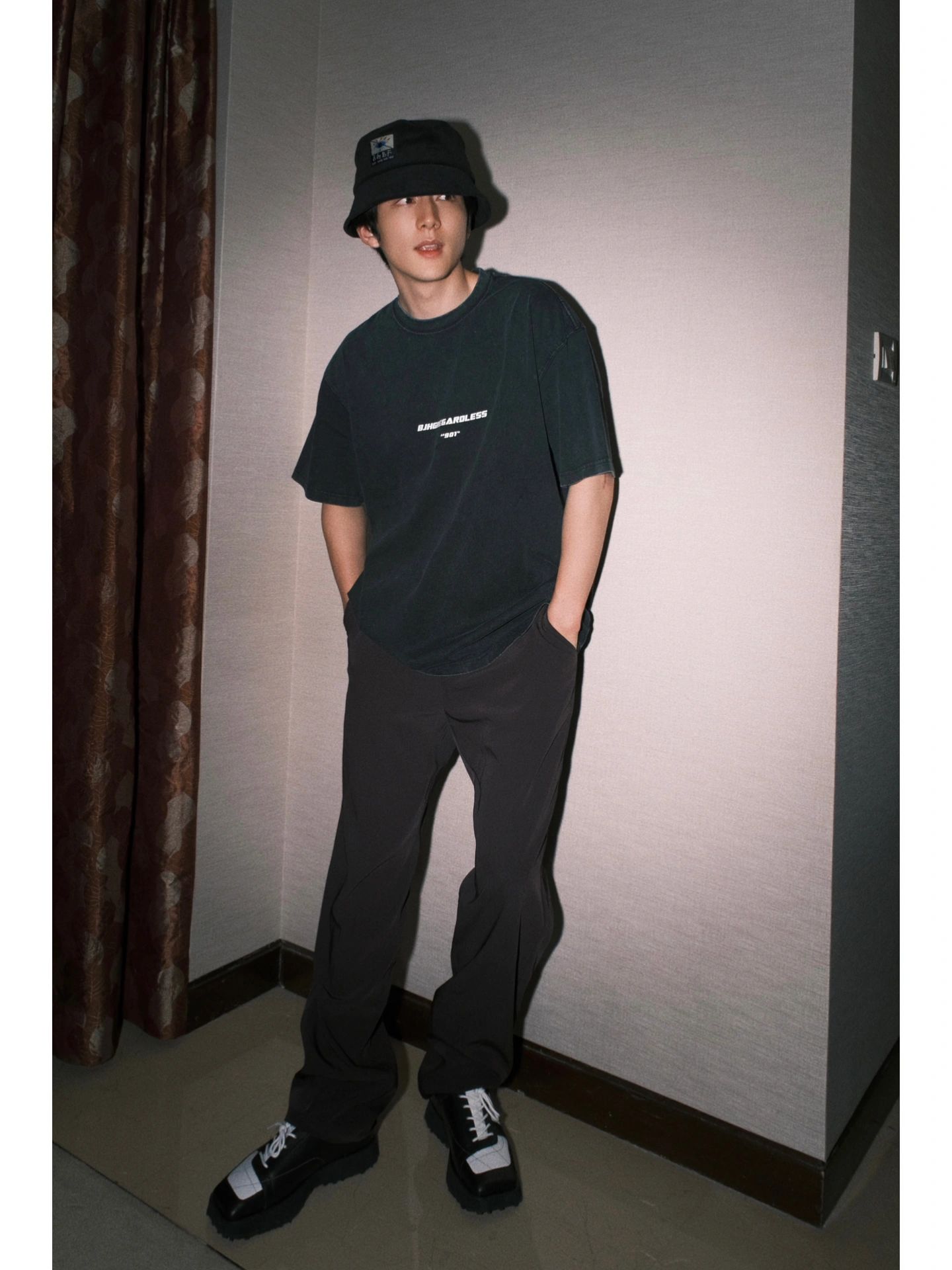 明星同款休闲鞋,明星同款休闲鞋2021