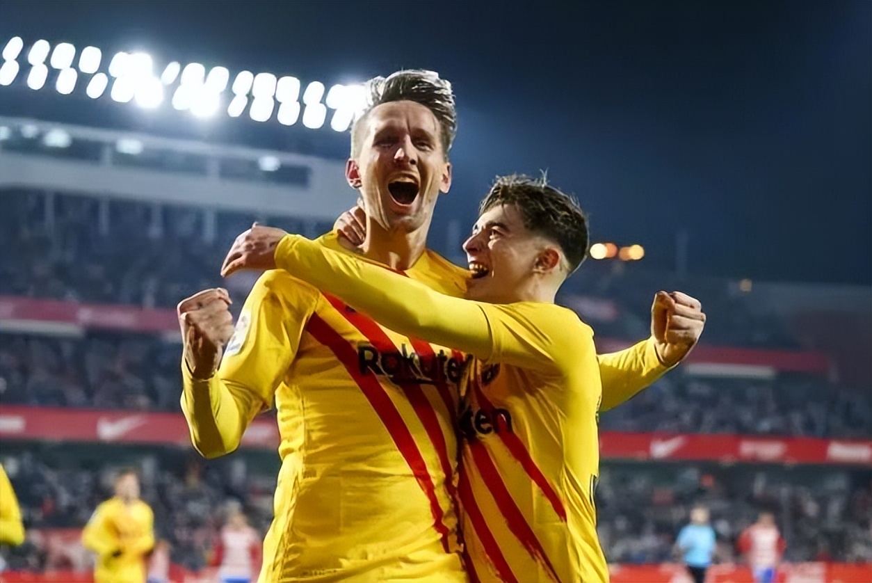 拿了三次世界杯冠军,拿过三次世界杯冠军