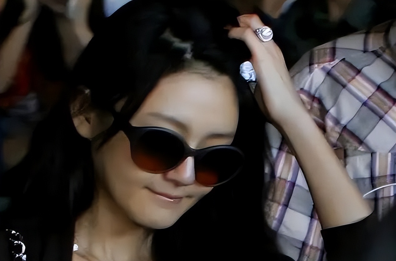 大s刷汪小菲的信用卡买婚戒,大s二婚婚戒