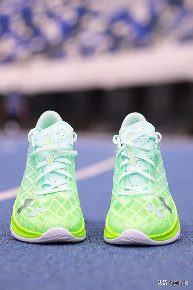 uaflowvelocitise璺戦瀷,uaflowelite璺戦瀷