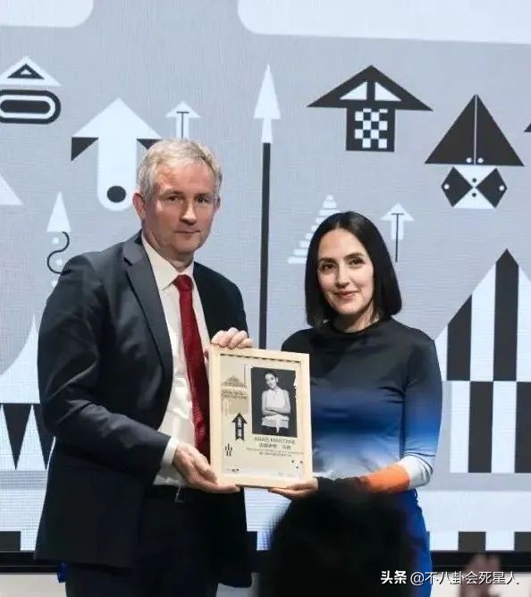 脸垮得厉害的明星,脸垮的女星有哪些