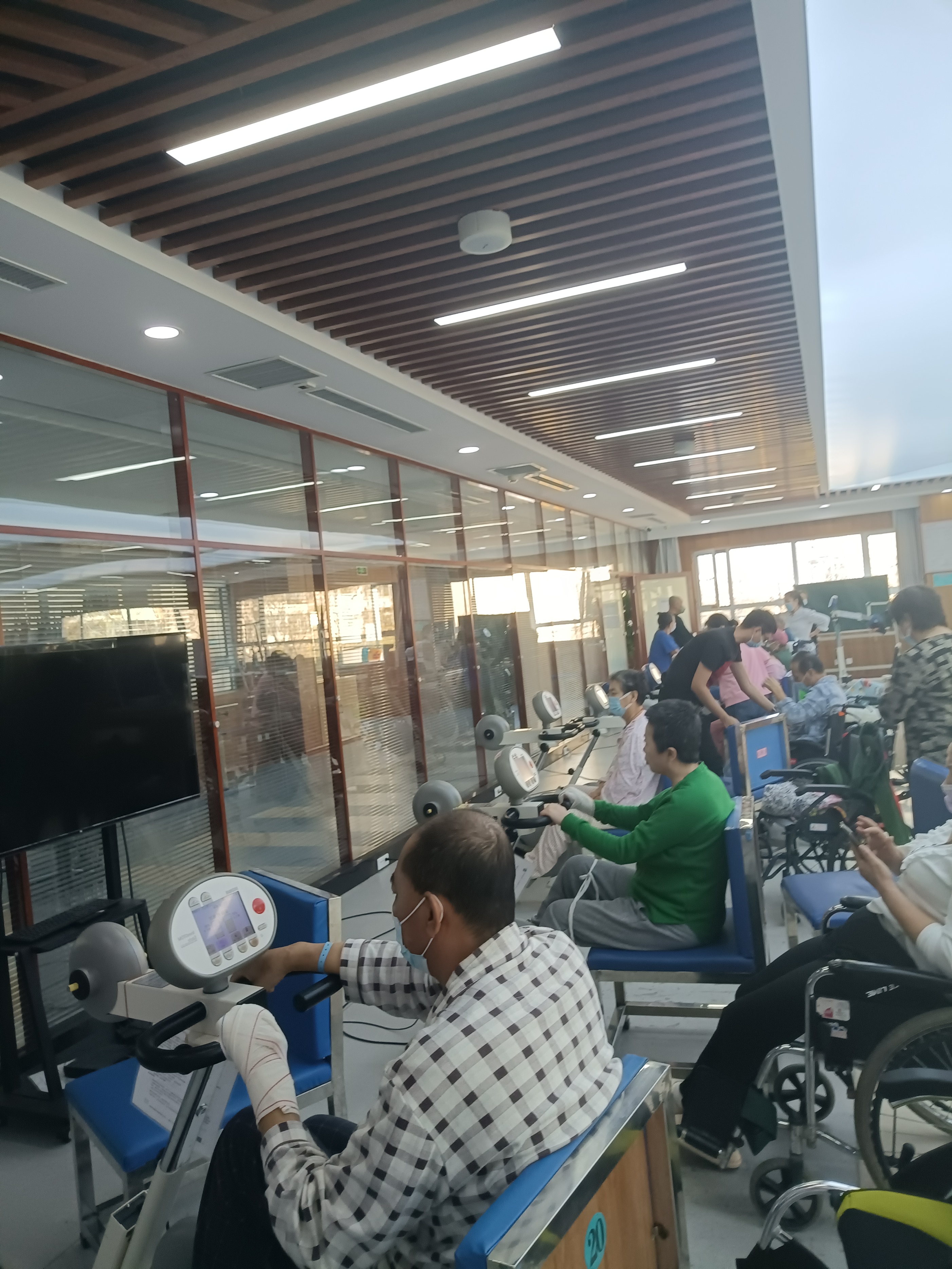 汇一流医技“神器”，圆更多患者康复梦