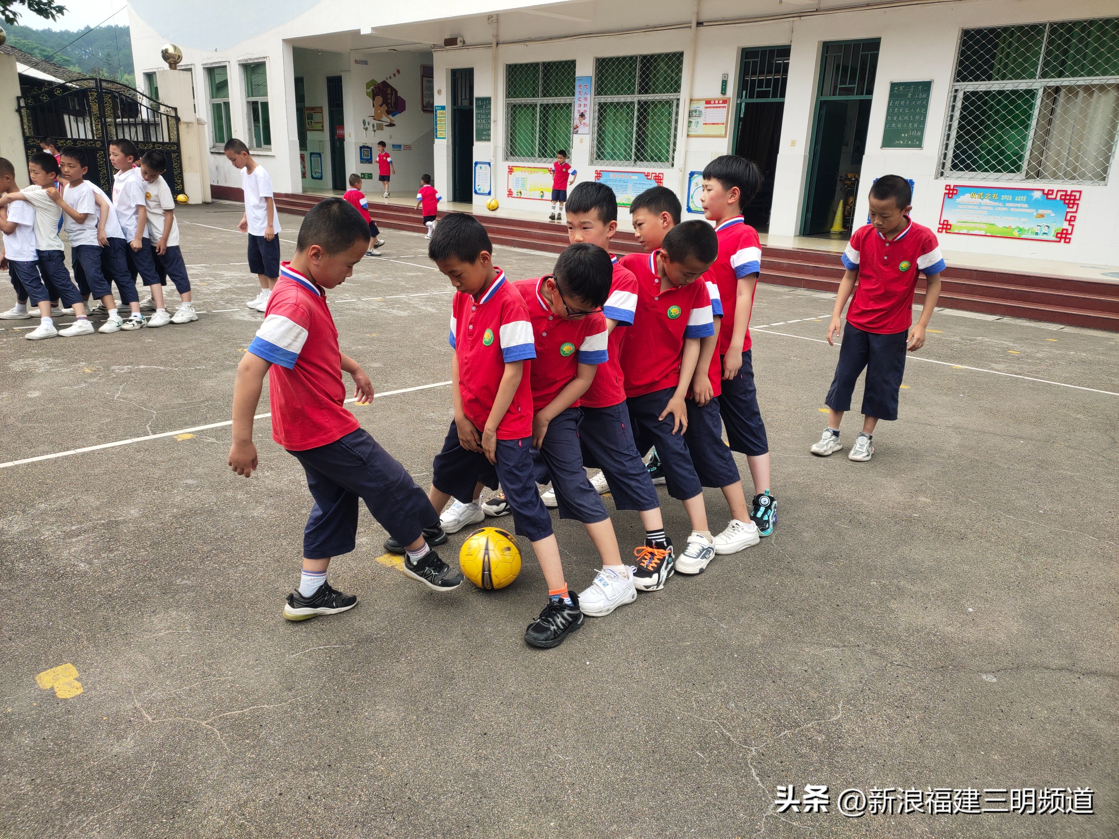 三元区建设小学校园足球联赛,三元中心小学秋季运动会