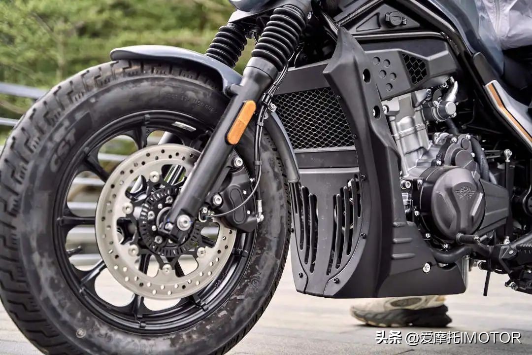 香帅苍云500max对比cm500,香帅苍云500max对比黑武士cm550