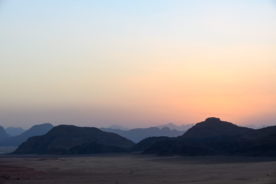 微单时代镜头水平最高的品牌,微单转接老镜头推荐
