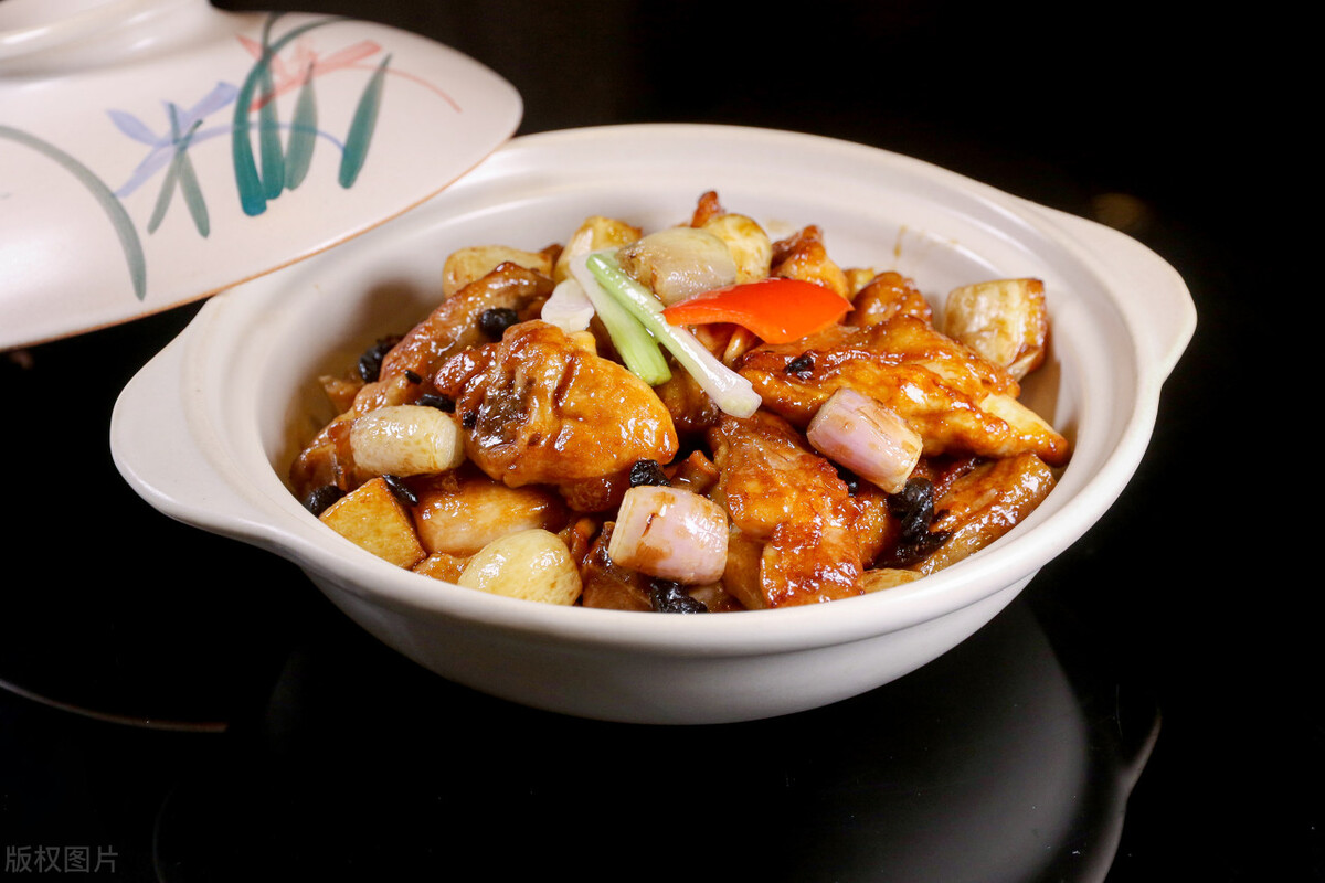 砂锅是紫砂锅好还是白砂锅好,土砂锅和土陶的材质