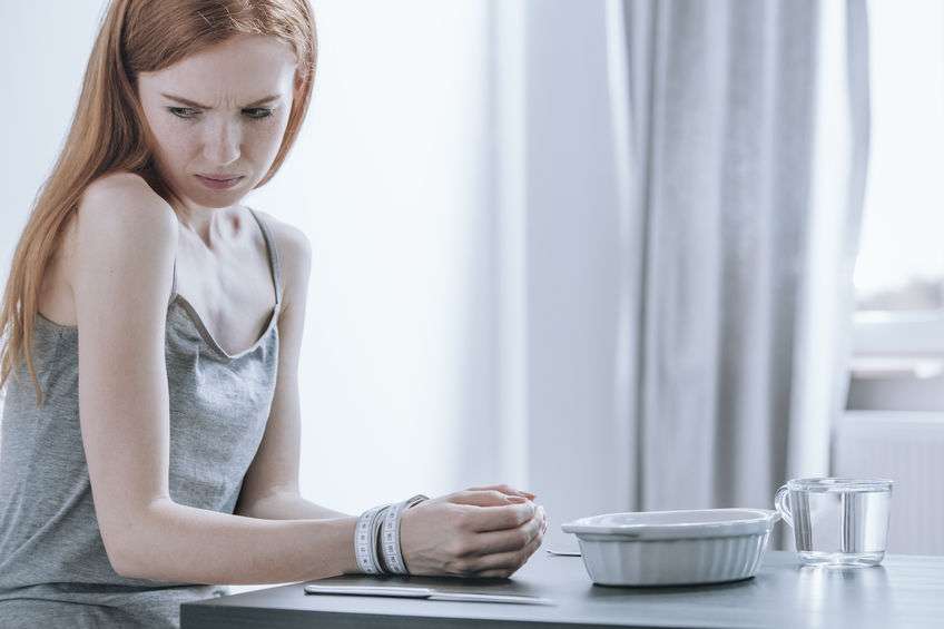 大姨妈推迟一个月是什么原因,大姨妈每个月推迟一个礼拜正常吗