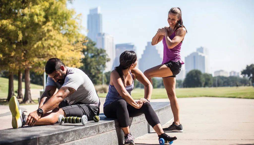 跑步脚踝疼的按摩方法,跑步锻炼脚踝关节的方法