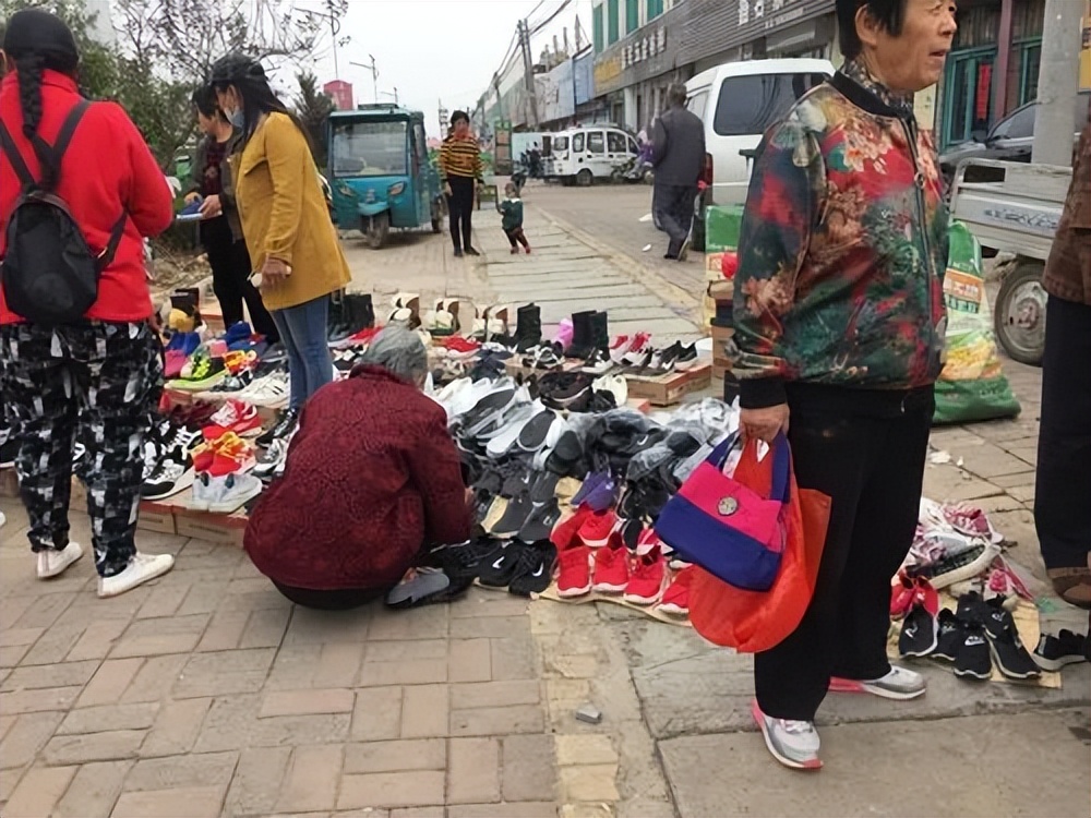 1969年,河南女子结识8岁*疆新**男孩,男孩苦寻43年:你在哪里呀?