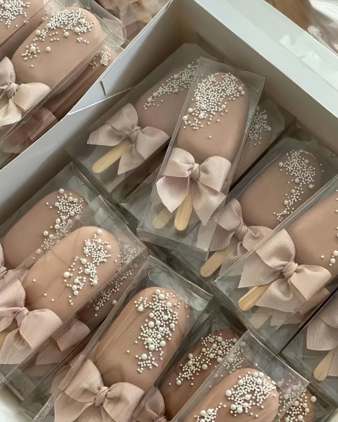 一份仪式感满满的结婚伴手礼,丰富精致的结婚伴手礼