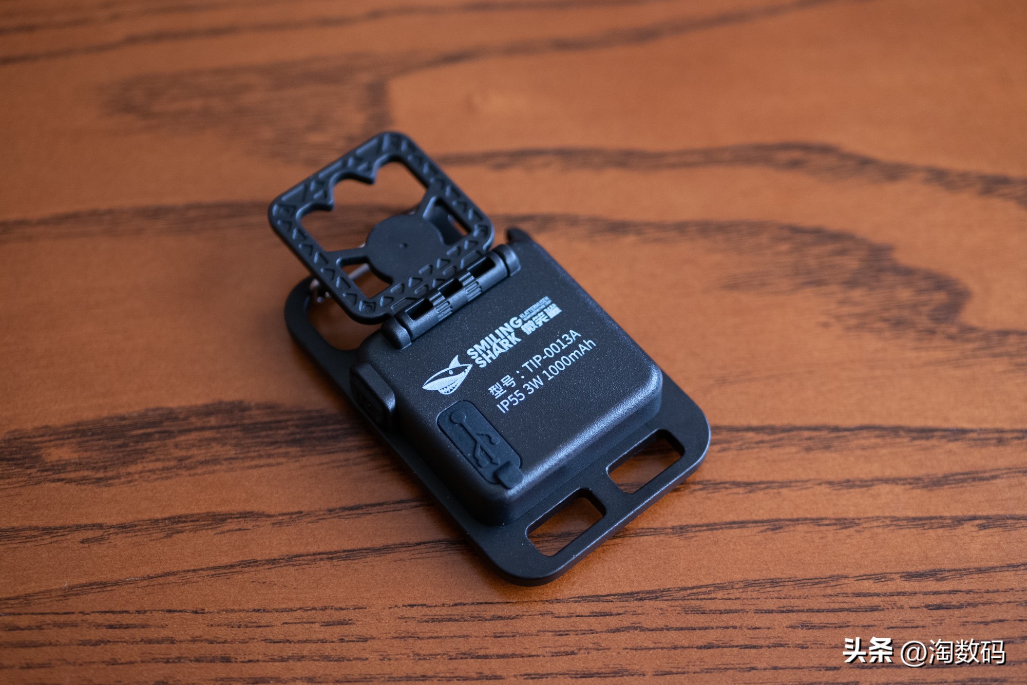 开酒瓶钥匙扣挂件最新款,开啤酒瓶钥匙扣挂件