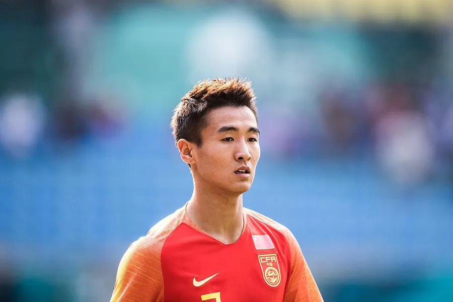 男足集训名单归化球员,中国男足u15集训名单