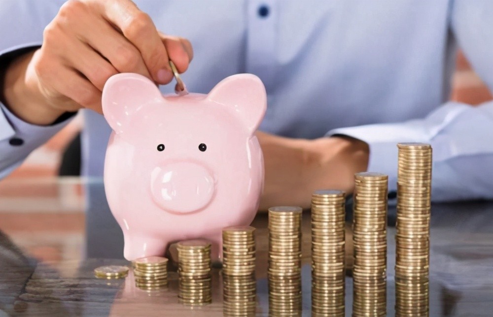 男子发廊充值7万,男子在发廊充值7万