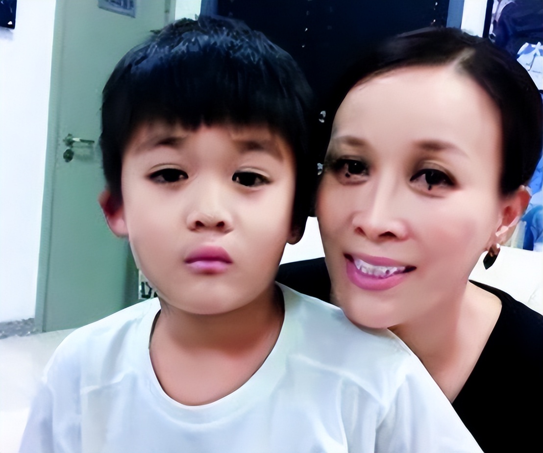 那英与孟桐哪一年结婚的,那英喜欢孟桐还是高峰