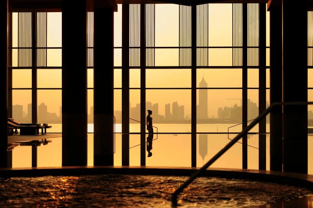 酒店奇遇的故事,酒店奇遇