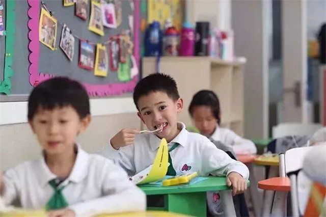 蔡美儿是怎样的母亲,蔡美儿菲律宾华人