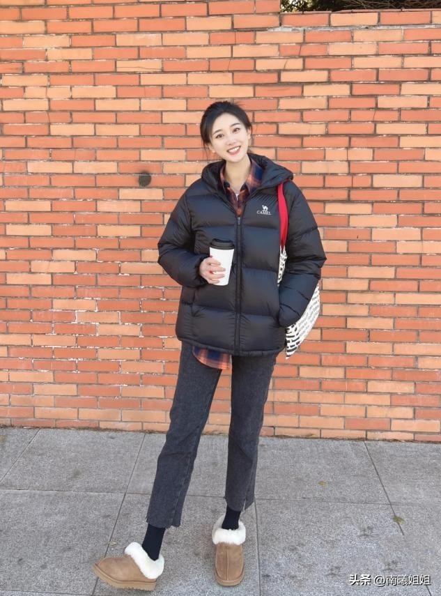 个子高腿粗的女生穿什么裤子,160身高腿粗夏季适合穿什么裤子