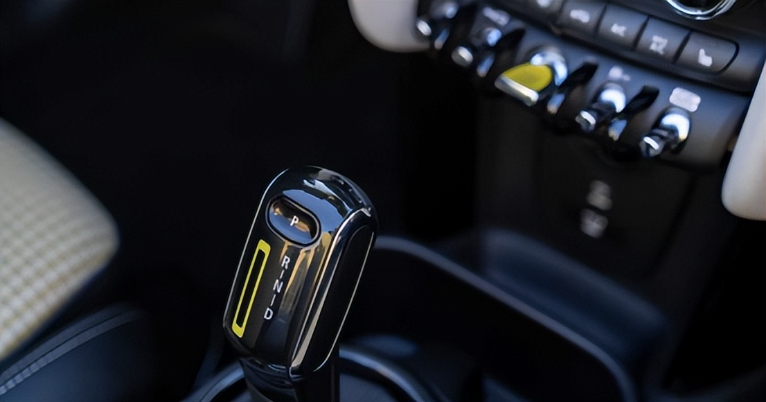 宝马全新纯电轿车售价,宝马最新四门纯电动车