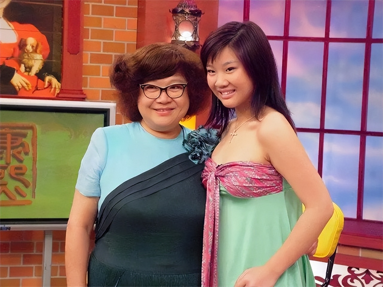 沈殿霞葬礼真实影像,沈殿霞死亡真实原因