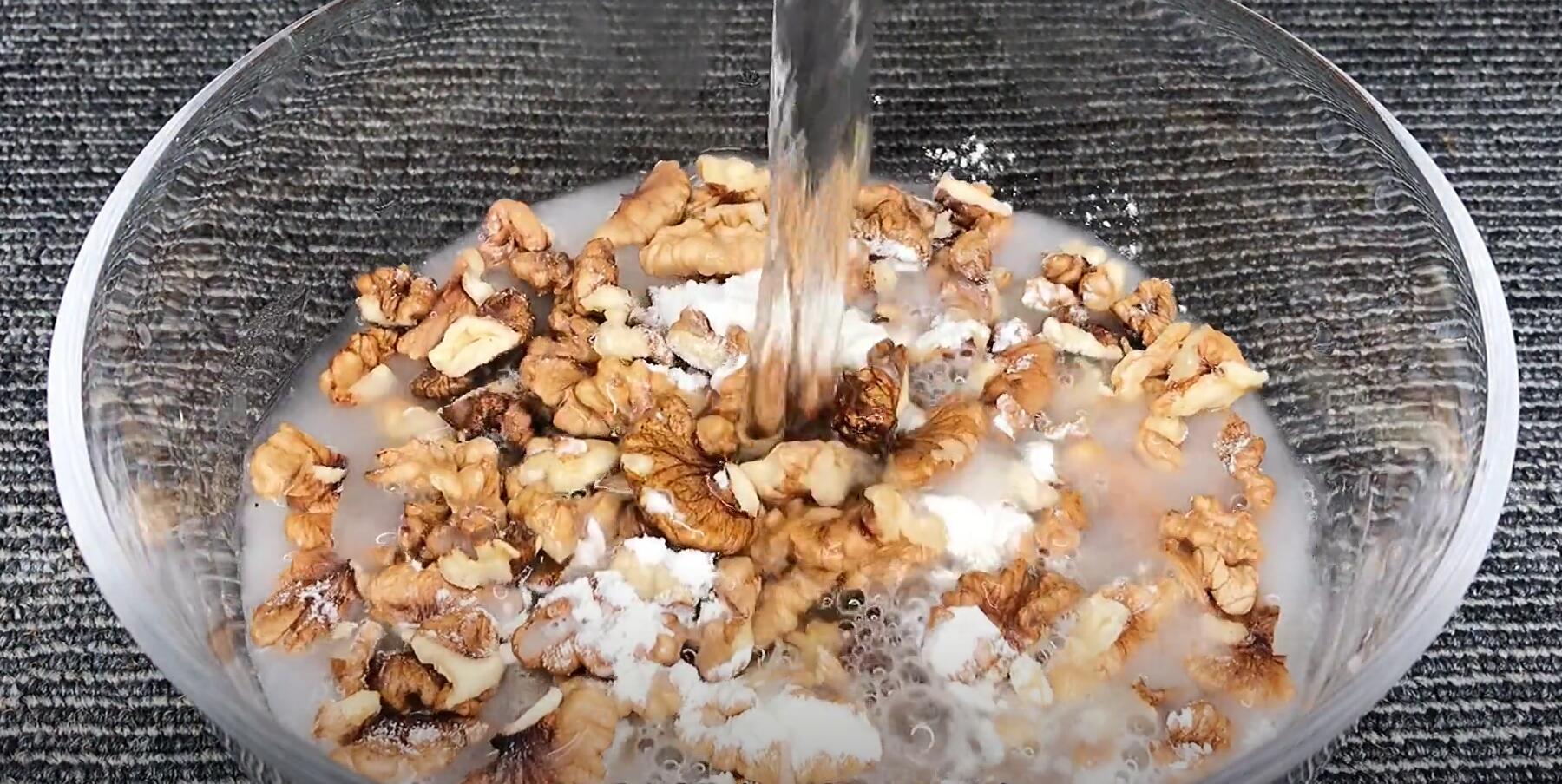 40岁女人怎么美容养颜抗衰老,40岁女士美容养颜喝什么好