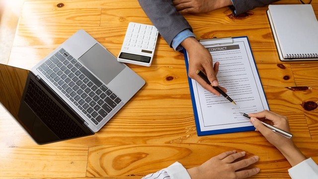 男朋友说你能养活自己就行,男朋友说别人那么会挣钱怎么回复